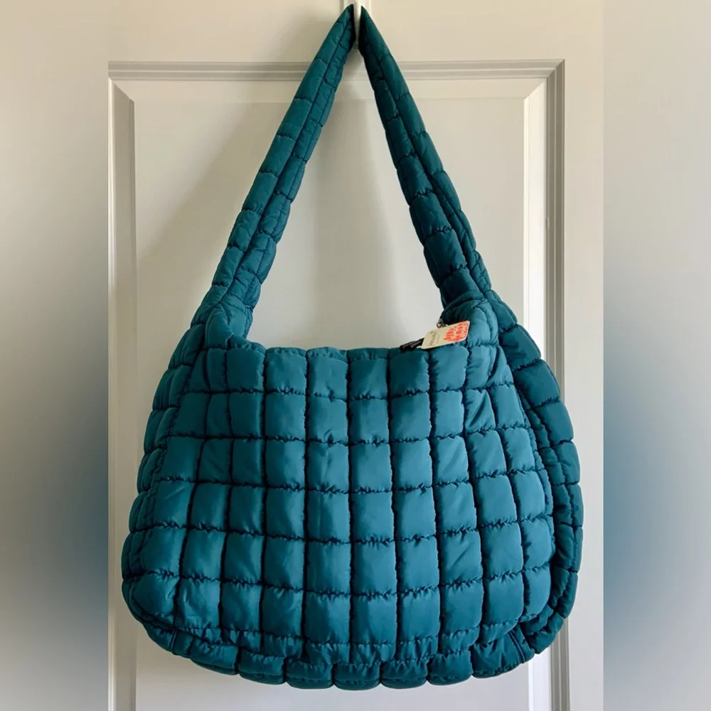 Free People Movement ~ Quilted Carryall Bag/Purse * NWT * - Picture 4 of 12